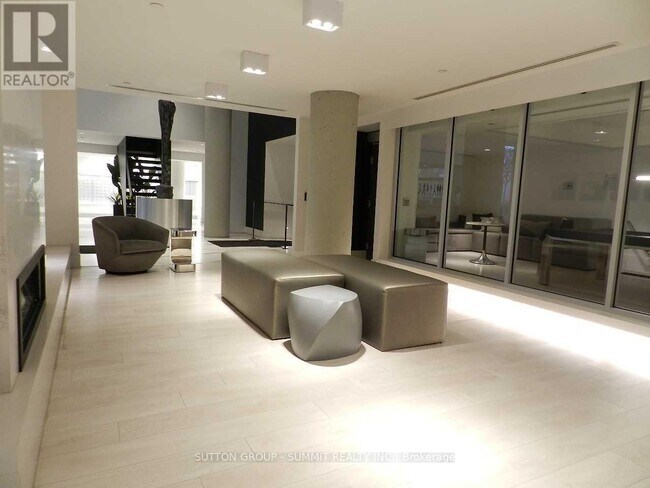 Photo - 2908 Hwy 7 Unité 1801