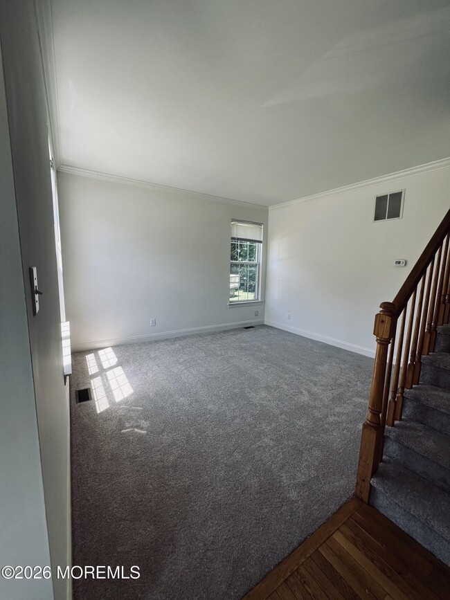 Photo - 18 Dayna Ct