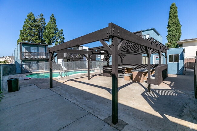 Patio - Terre at E Park