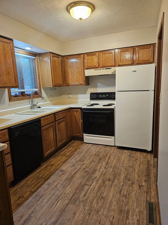 Photo - 2 bedroom, 1.5 bathroom apartment Unidad Westgate Properties, LLC