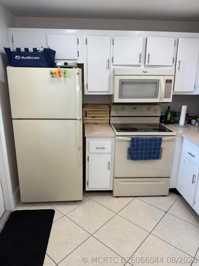 Photo - 900 NE 12th Ave Unit 708
