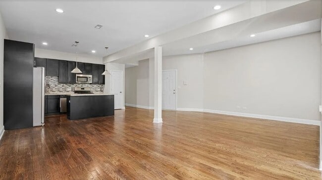 Photo - 4530 S Michigan Ave Unit 4530 S. Michigan Ave