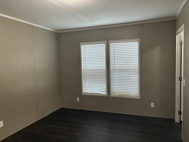 Photo - 4842 SW Topeka Blvd