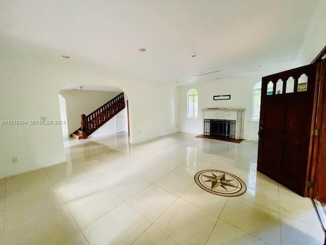 Photo - 92 NE 90th St