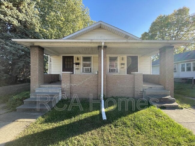 Building Photo - 1233 E Hanna Ave Rental