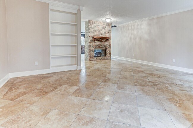 Photo - 4315 Woodvalley Dr