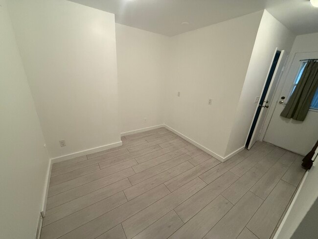 Photo - 4300 Pleasant Valley Rd