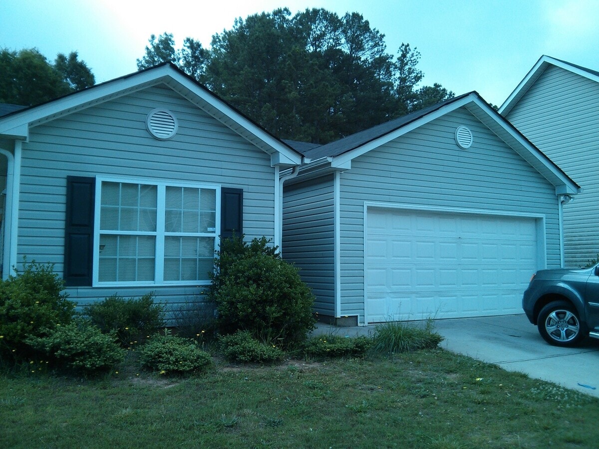 NOW ACCEPTING 3-BEDROOM HOUSING VOUCHERS. - NOW ACCEPTING 3-BEDROOM HOUSING VOUCHERS.