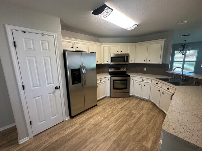 Photo - 3104 Valley Oaks Cir