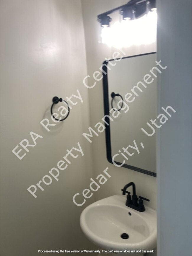 Photo - 4283 UT-56