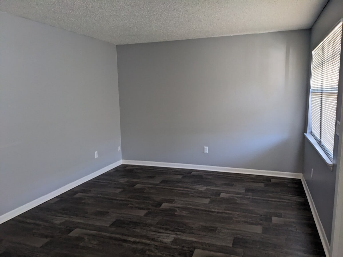 Photo - 3215 Baird Ave Unidad H-55
