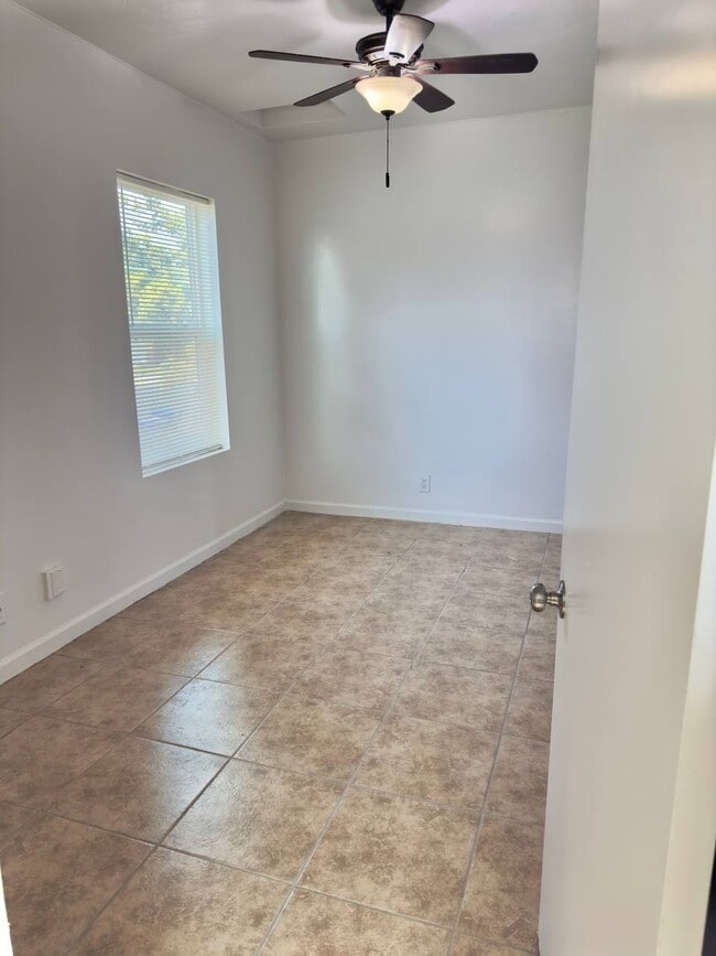 Photo - 715 N Brown St