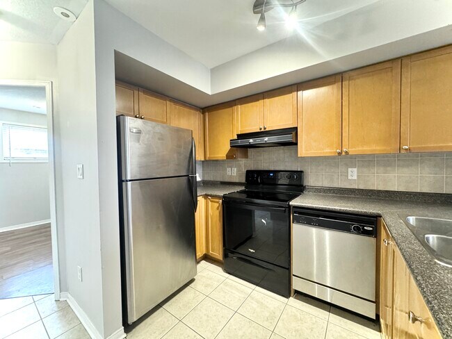 Photo - 65 Turntable Crescent