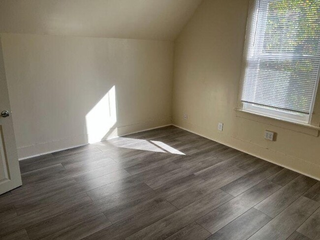 Photo - 1731 N Franklin Pl Unit 1731A