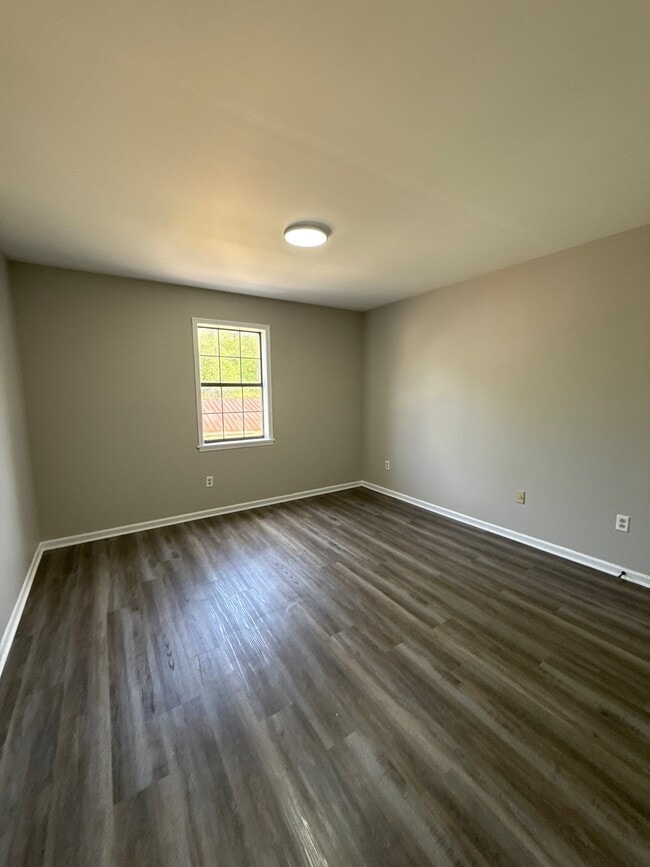 Photo - 207 Highland St