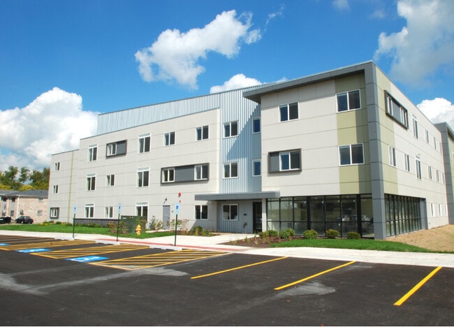 413 E Hall St Unidad 209