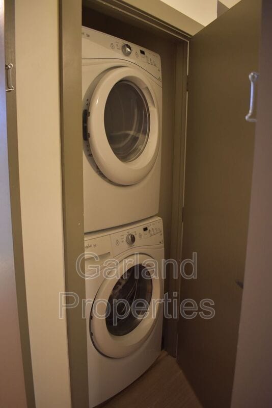 Photo - 113 Norfolk Ave SW