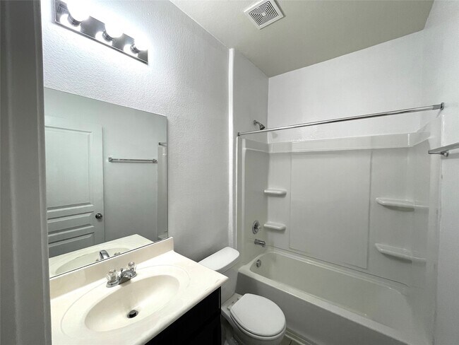 Photo - 6714 Dayridge Ln