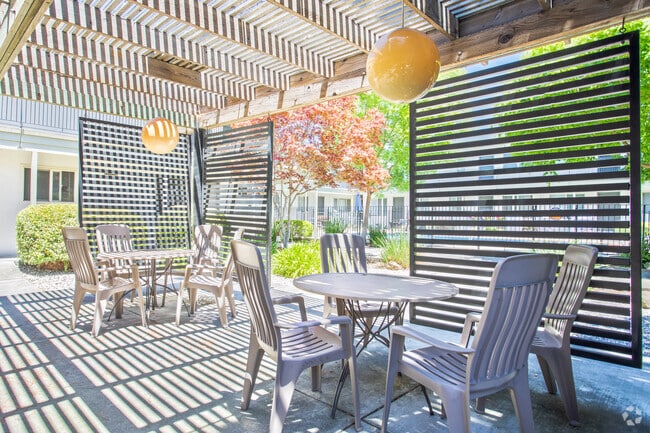 Photo - Garden Park Apartments