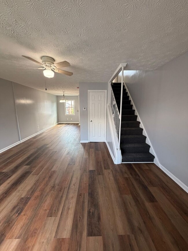 Photo - 932 Elton Ave