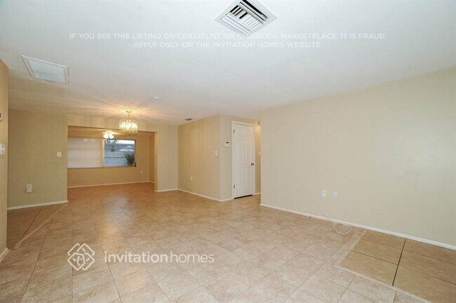 Photo - 3041 Holiday Lake Dr