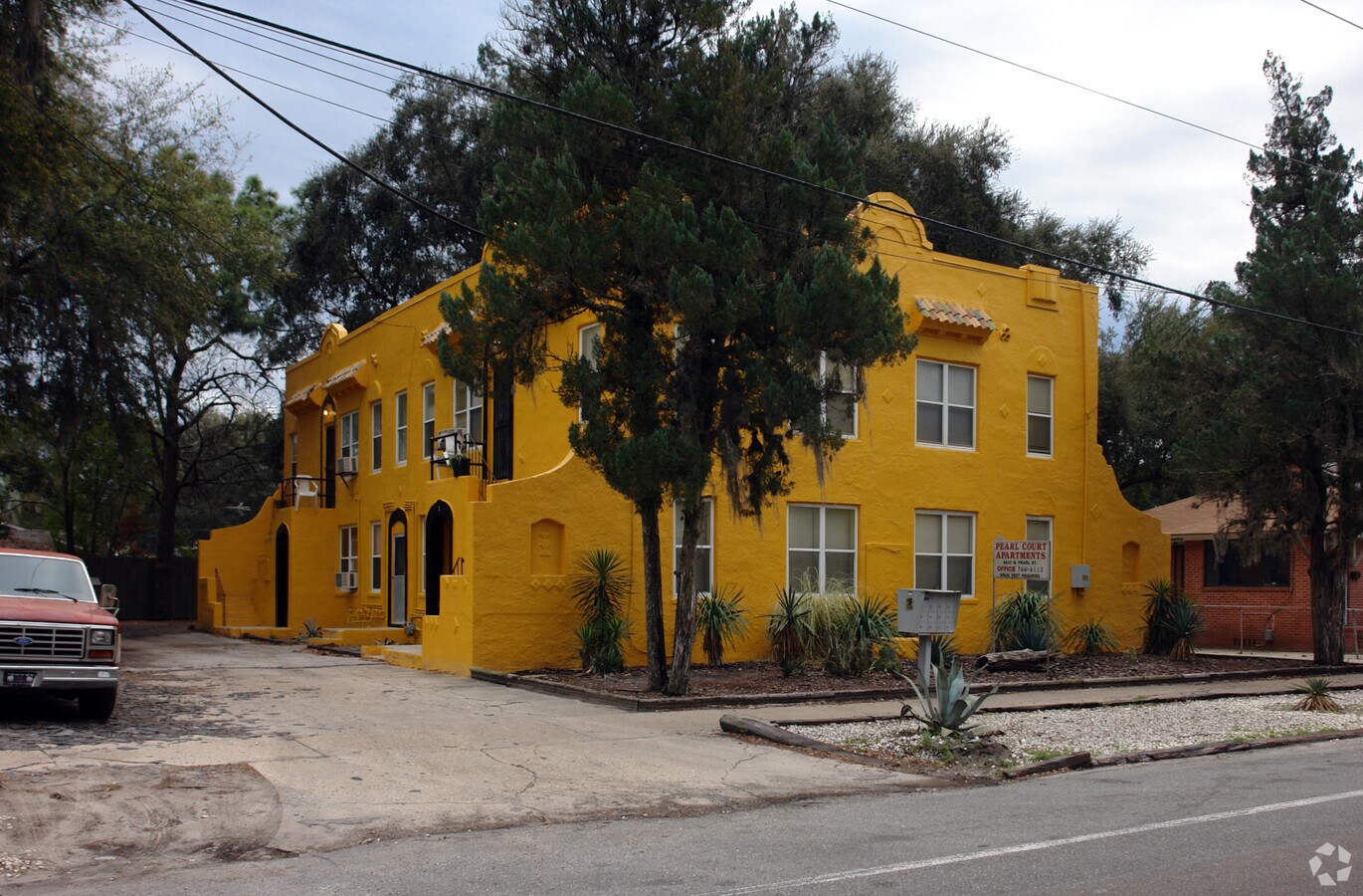 Photo - Pearl Court Apartments
