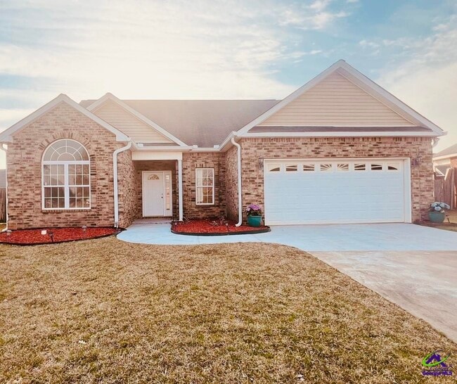Building Photo - 604 Stirling Bridge Dr