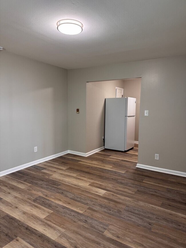 Photo - Santana - Princeton Unit B