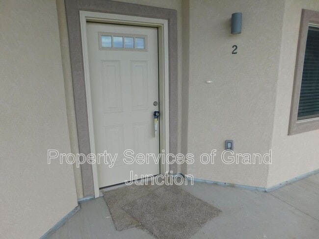 Photo - 662 Brookwillow Dr Unit 2