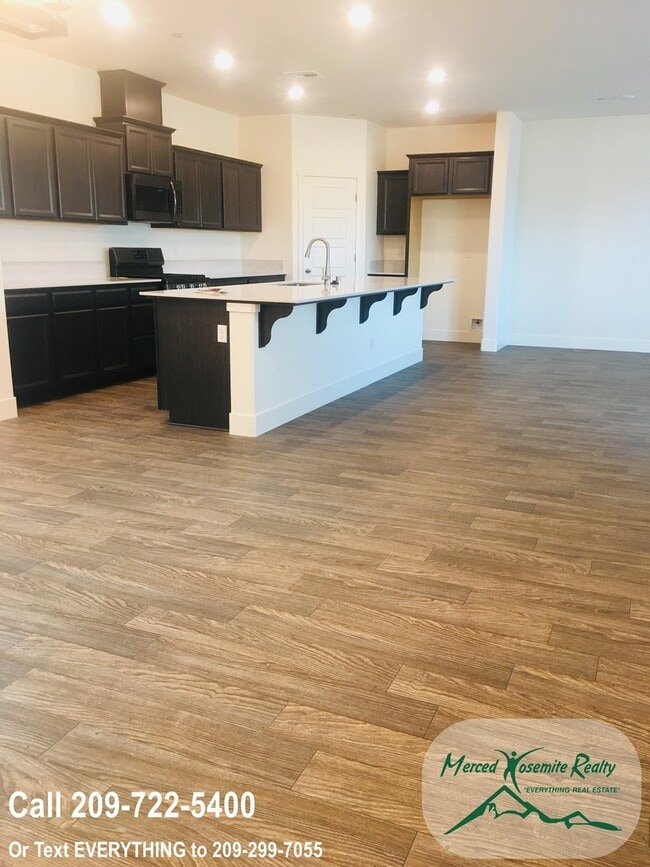 Photo - A Must see!  Apply to schedule viewing