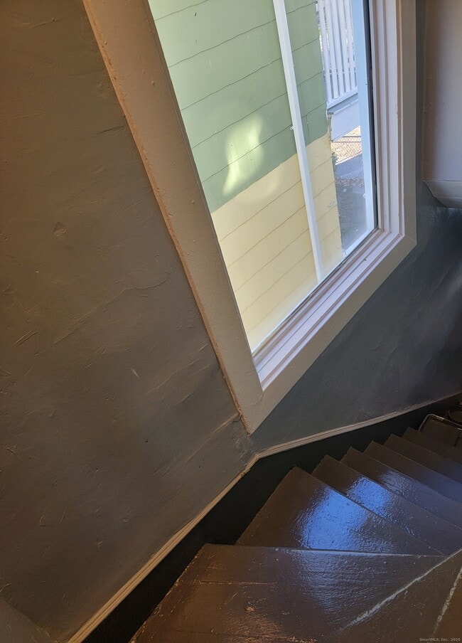 Photo - 322 Bassett St Unit 2