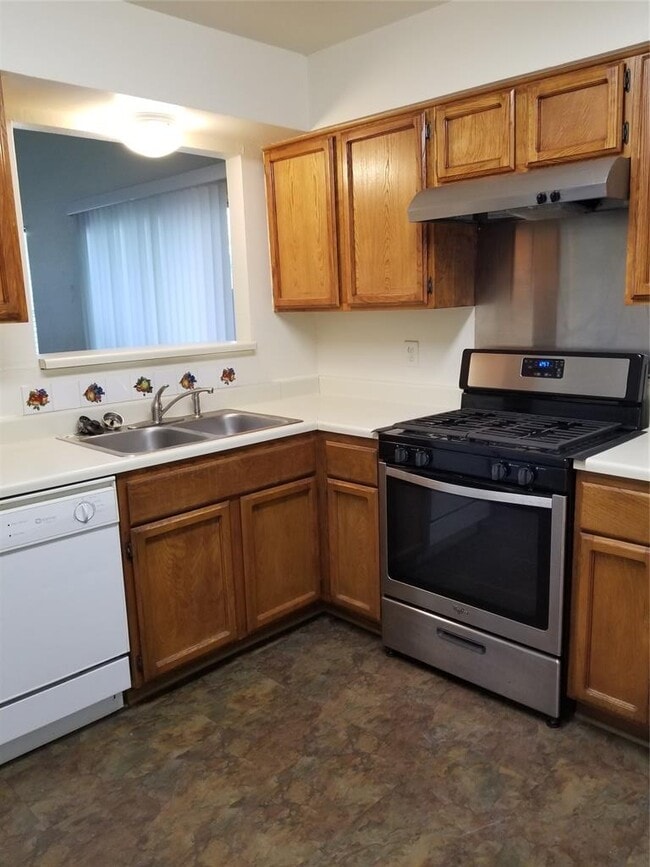 Photo - 8009 West Gate Blvd