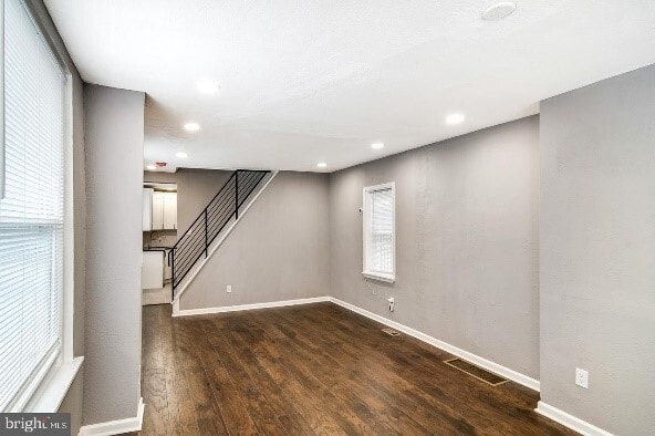Building Photo - 5600 Bloyd St Rental