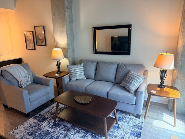 Photo - 407 S College St Unit SI ID1533785P