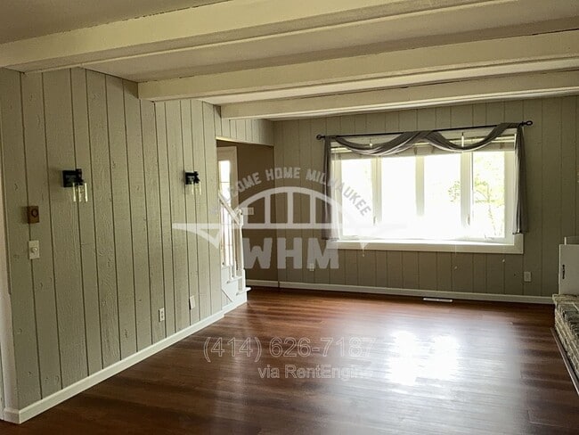 Photo - 10128 Rolling Glen Dr