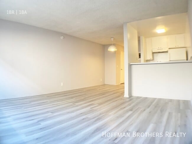 Photo - 12604 Venice Blvd. Apartamento Unidad 106