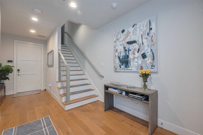 Photo - 2608 Rusk St