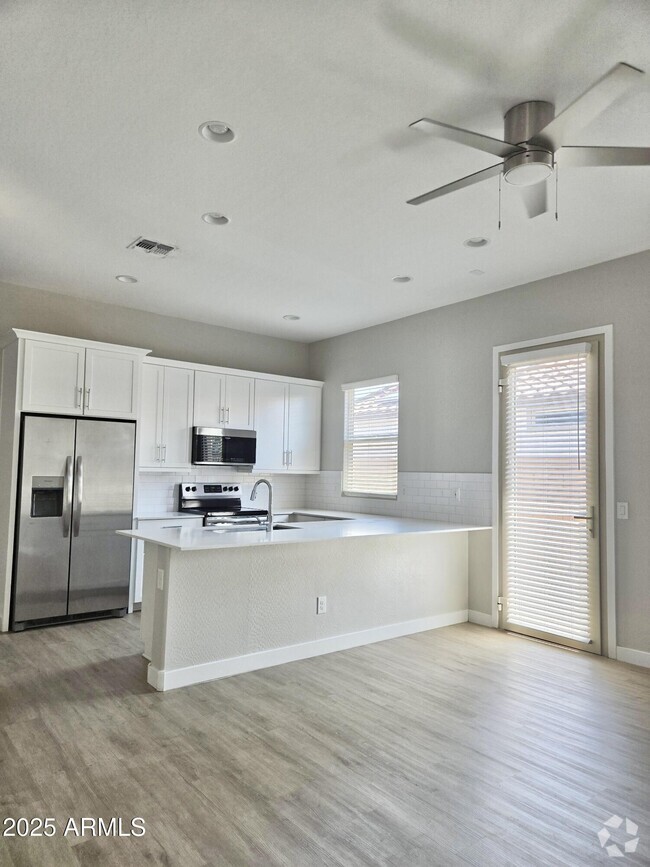 Building Photo - 2568 E King Bird Dr Rental