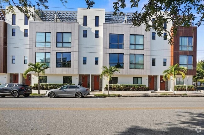 Building Photo - 818 2nd Ave N Rental