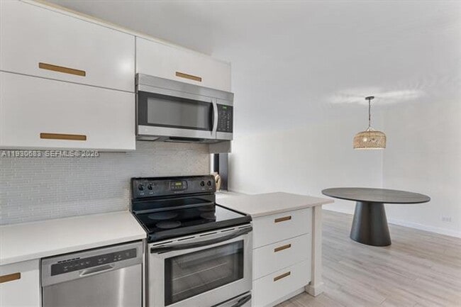 Photo - 10101 E Bay Harbor Dr Unit 10101 E Bay Harbor Dr # 206