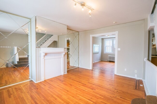 Photo - LaSalle Home with Three Bedrooms and Den