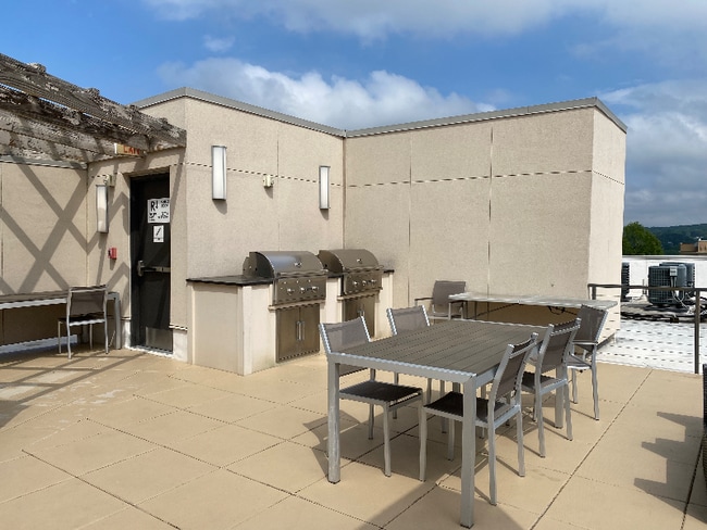 Photo - 1500 Pennsylvania Ave NW