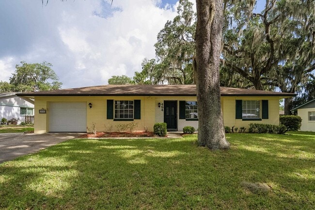 Photo - 494 Romano St