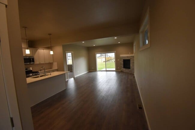 Photo - iscover this spacious 4-bedroom, 2.5-bath home in Lynden, WA