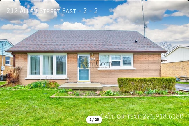 Building Photo - 212 Allen St E