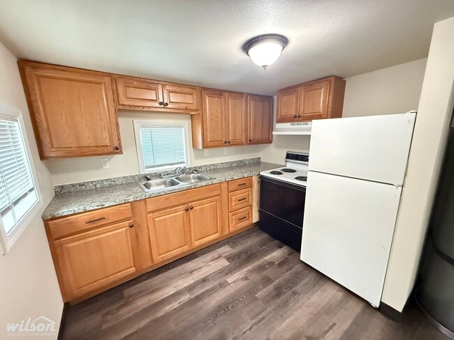 Photo - 311 N 4th Ave Unit C