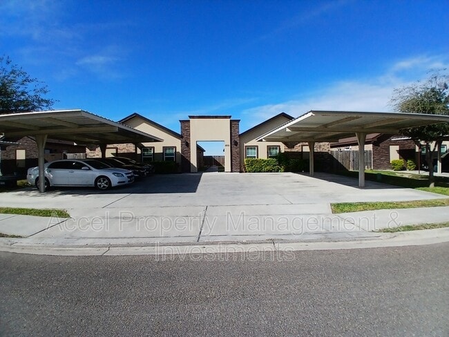 Building Photo - 1805 Cari Nicole Ave Unit Apt 1