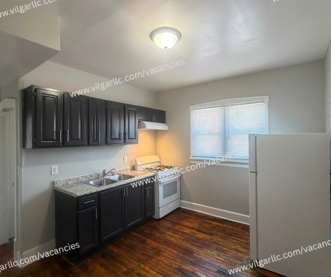 Photo - 4002 Alder St Unit 2R