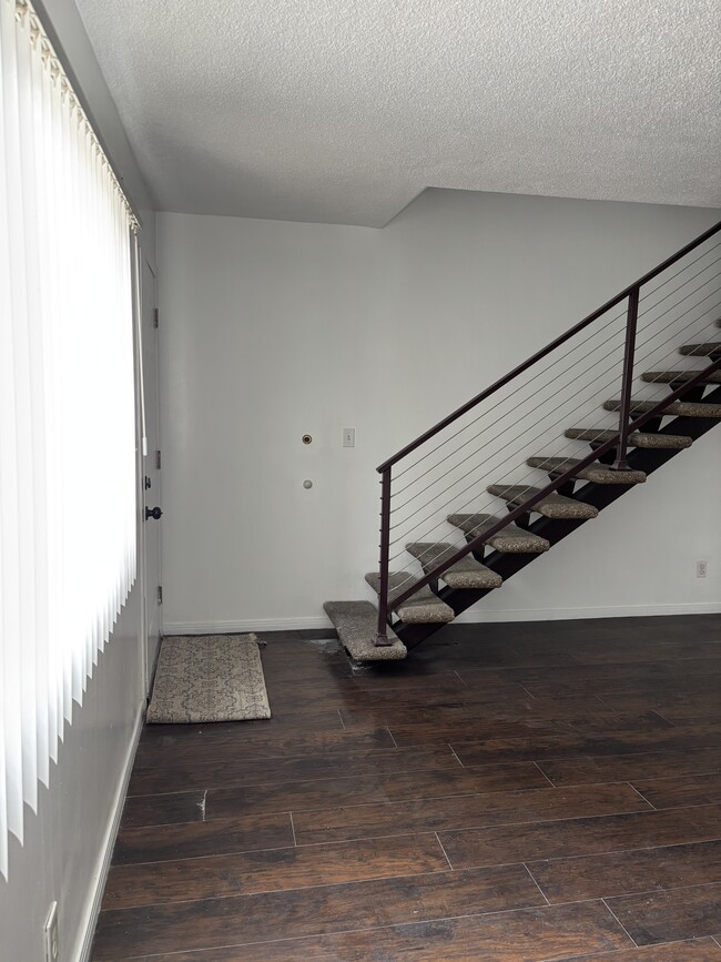 Photo - 1639 W 80th St Unit Rear