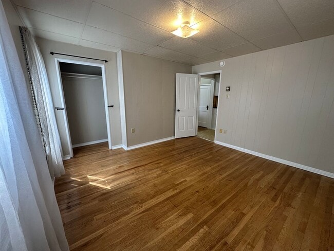 50 Lincoln Ave Unit 50 1/2